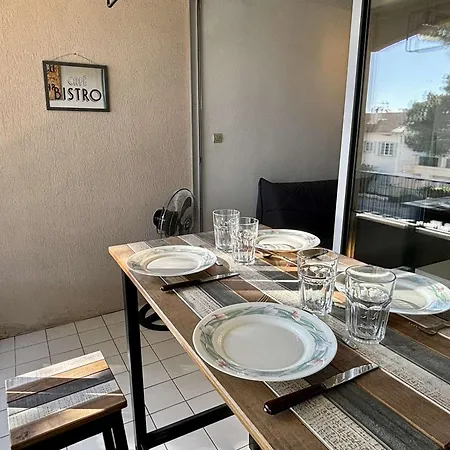A 400m De La Avec Piscines, Parking Prive Et Loggia - - Fr-1-225-768 Apartment